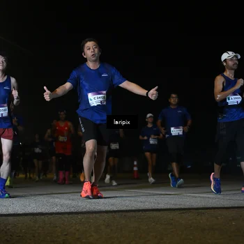 Runner Photo 7568677