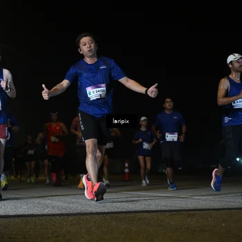 Runner Photo 7568679