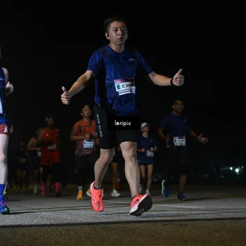 Runner Photo 7568683