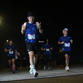 Runner Photo 7568699