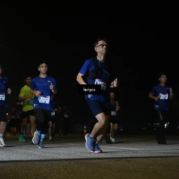 Runner Photo 7568715