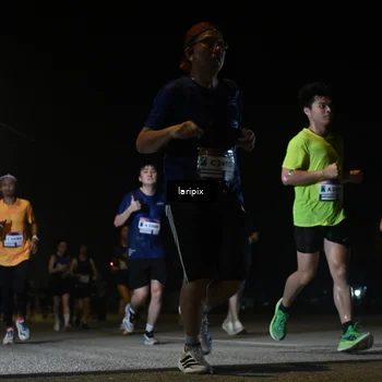Runner Photo 7568722