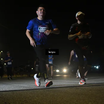 Runner Photo 7568768