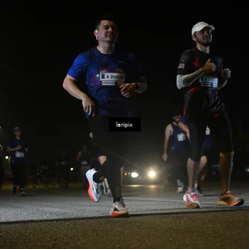 Runner Photo 7568771