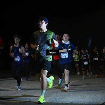 Runner Photo 7568775