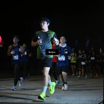 Runner Photo 7568777