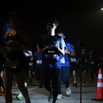 Runner Photo 7568791