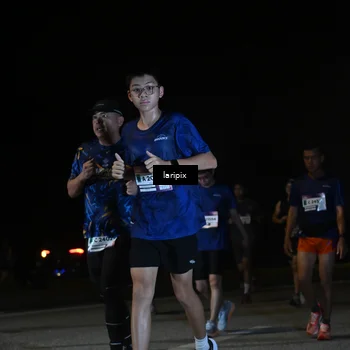 Runner Photo 7568796