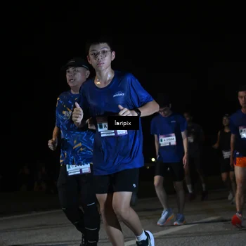 Runner Photo 7568799
