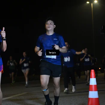 Runner Photo 7568803