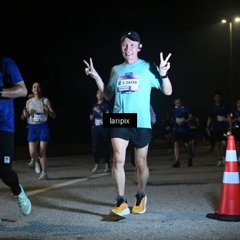 Runner Photo 7568848