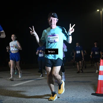 Runner Photo 7568850