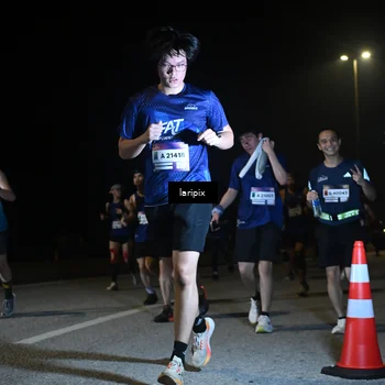 Runner Photo 7568859