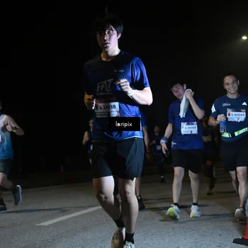 Runner Photo 7568865