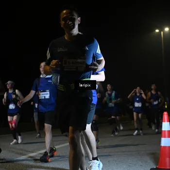 Runner Photo 7568869