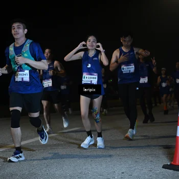 Runner Photo 7568871
