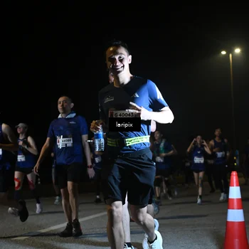 Runner Photo 7568872