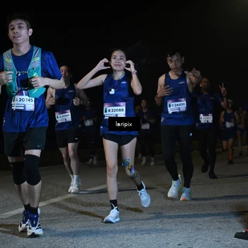 Runner Photo 7568873