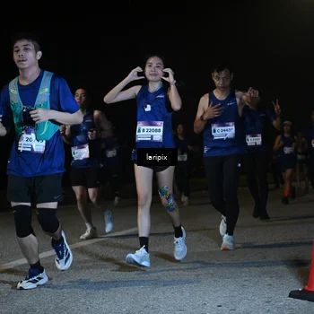 Runner Photo 7568874