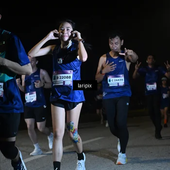 Runner Photo 7568882