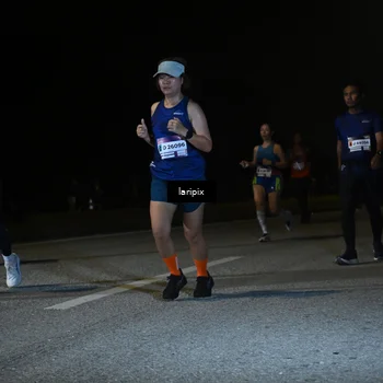 Runner Photo 7568893
