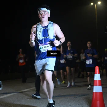 Runner Photo 7568896
