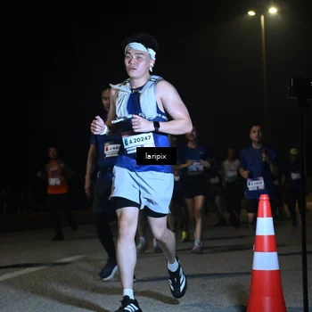 Runner Photo 7568899