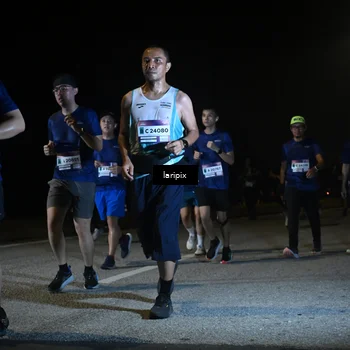 Runner Photo 7568909