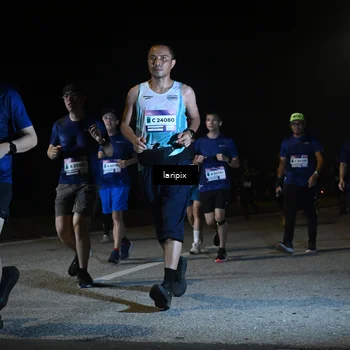 Runner Photo 7568910