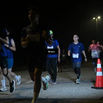 Runner Photo 7568915