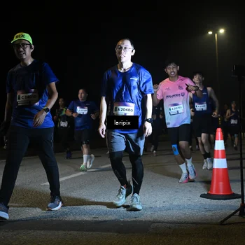 Runner Photo 7568921