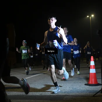 Runner Photo 7568924