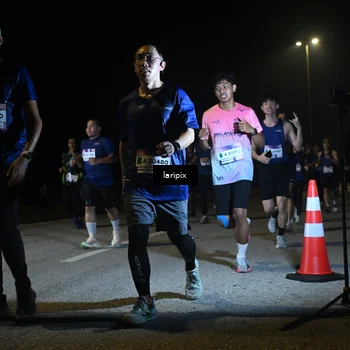 Runner Photo 7568925