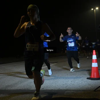 Runner Photo 7568946