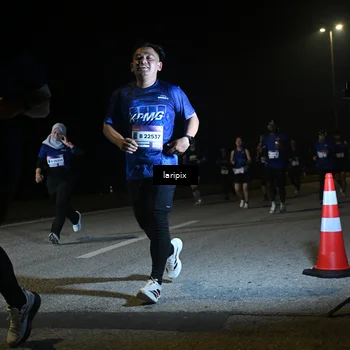 Runner Photo 7568953