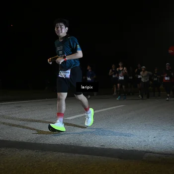 Runner Photo 7568968