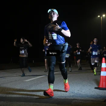 Runner Photo 7568996