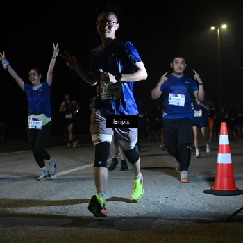 Runner Photo 7568998