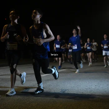 Runner Photo 7569059