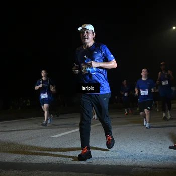 Runner Photo 7569074