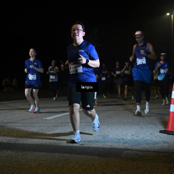 Runner Photo 7569083