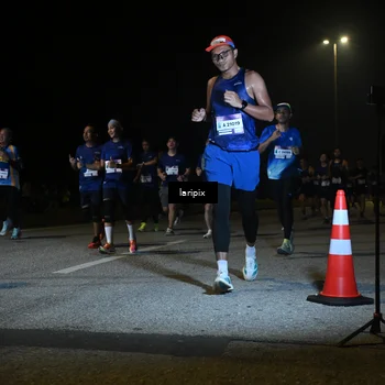 Runner Photo 7569087