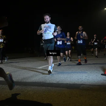 Runner Photo 7569100