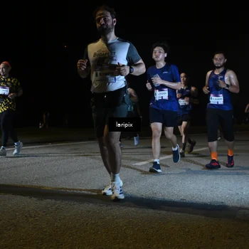 Runner Photo 7569105