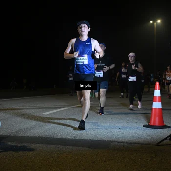 Runner Photo 7569115