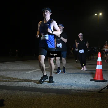 Runner Photo 7569119