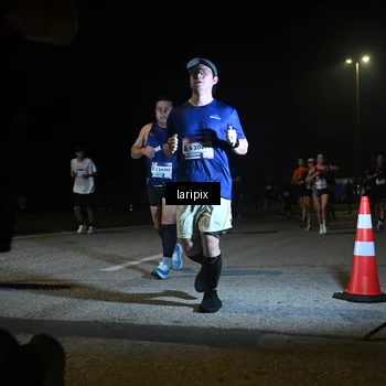 Runner Photo 7569140