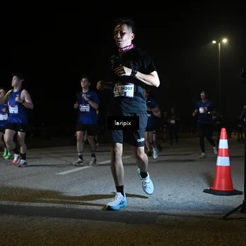 Runner Photo 7569149