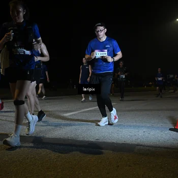 Runner Photo 7569155
