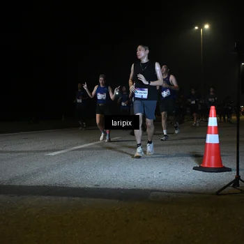Runner Photo 7569376